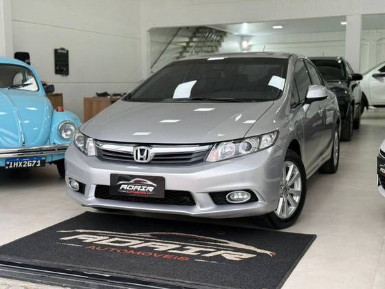 HONDA CIVIC 1.8 LXS 16V FLEX 4P AUTOMÁTICO